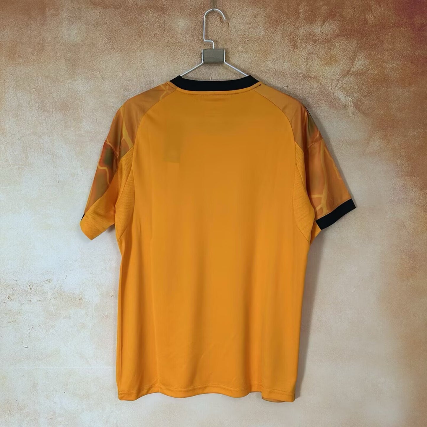 Roma 25/26 away shirt