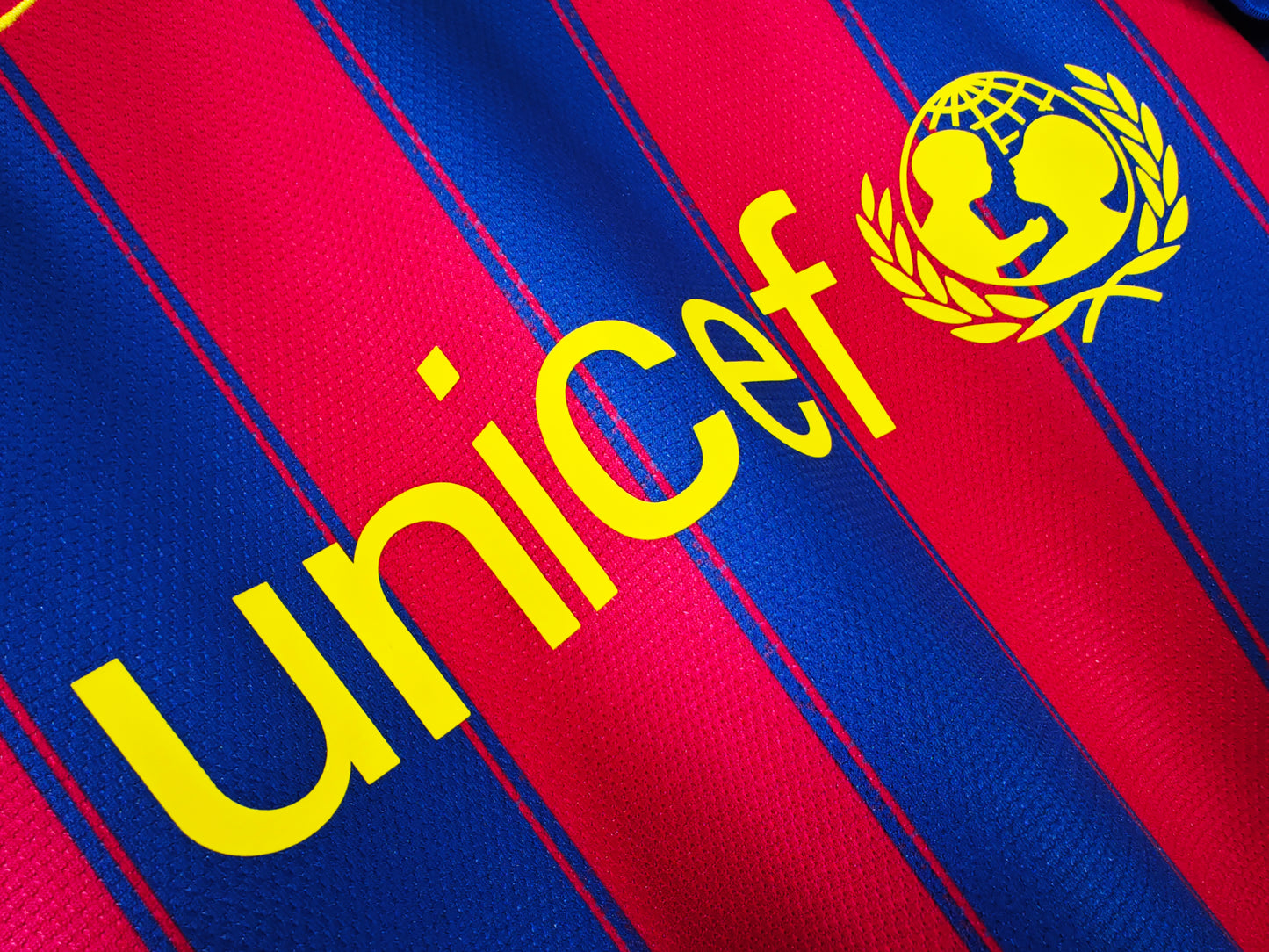 Barcelona 09/10 home shirt