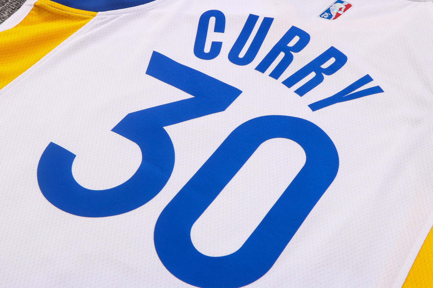WARRIORS SHIRT CURRY