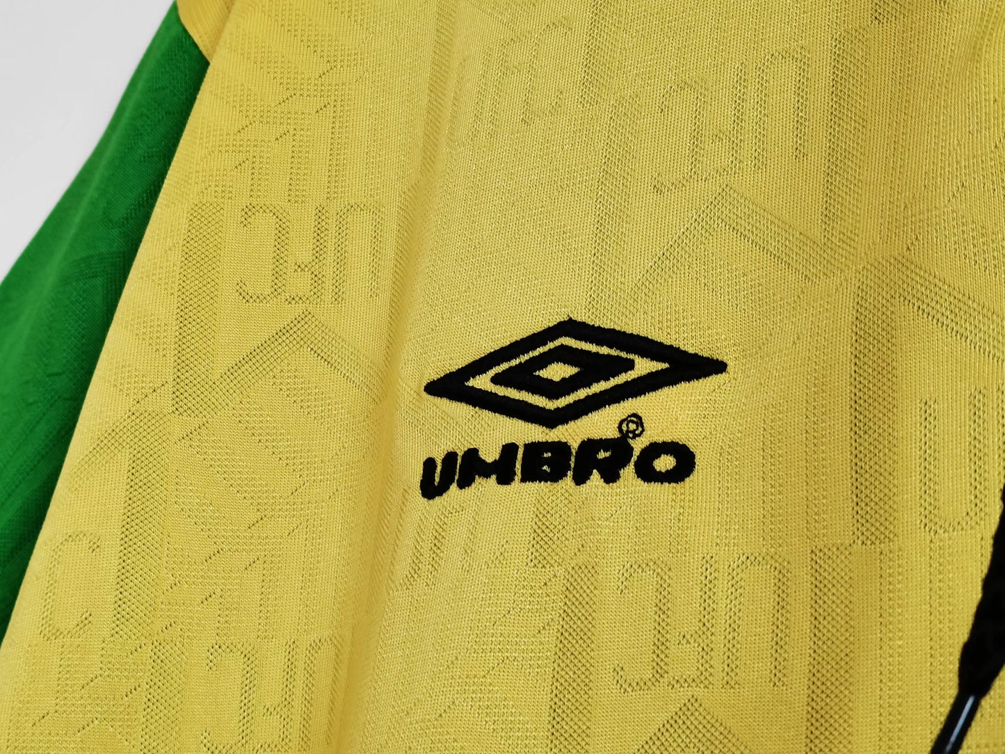 Manchester united 92/94 away shirt