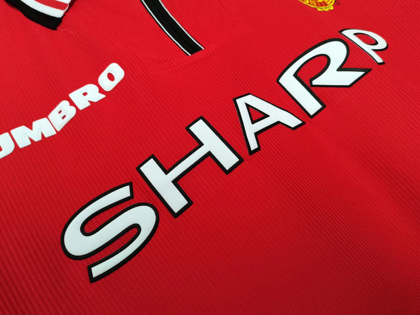 Manchester united 98/99 home shirt