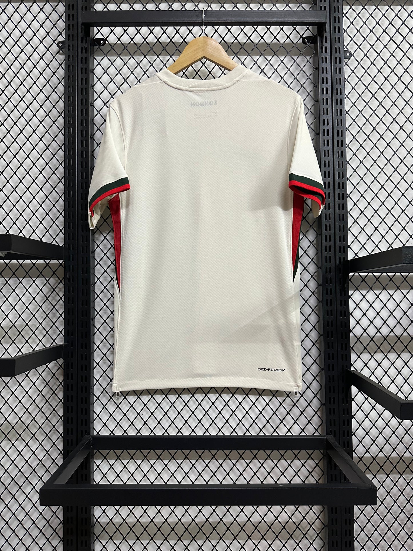 Chelsea away shirt 25/26