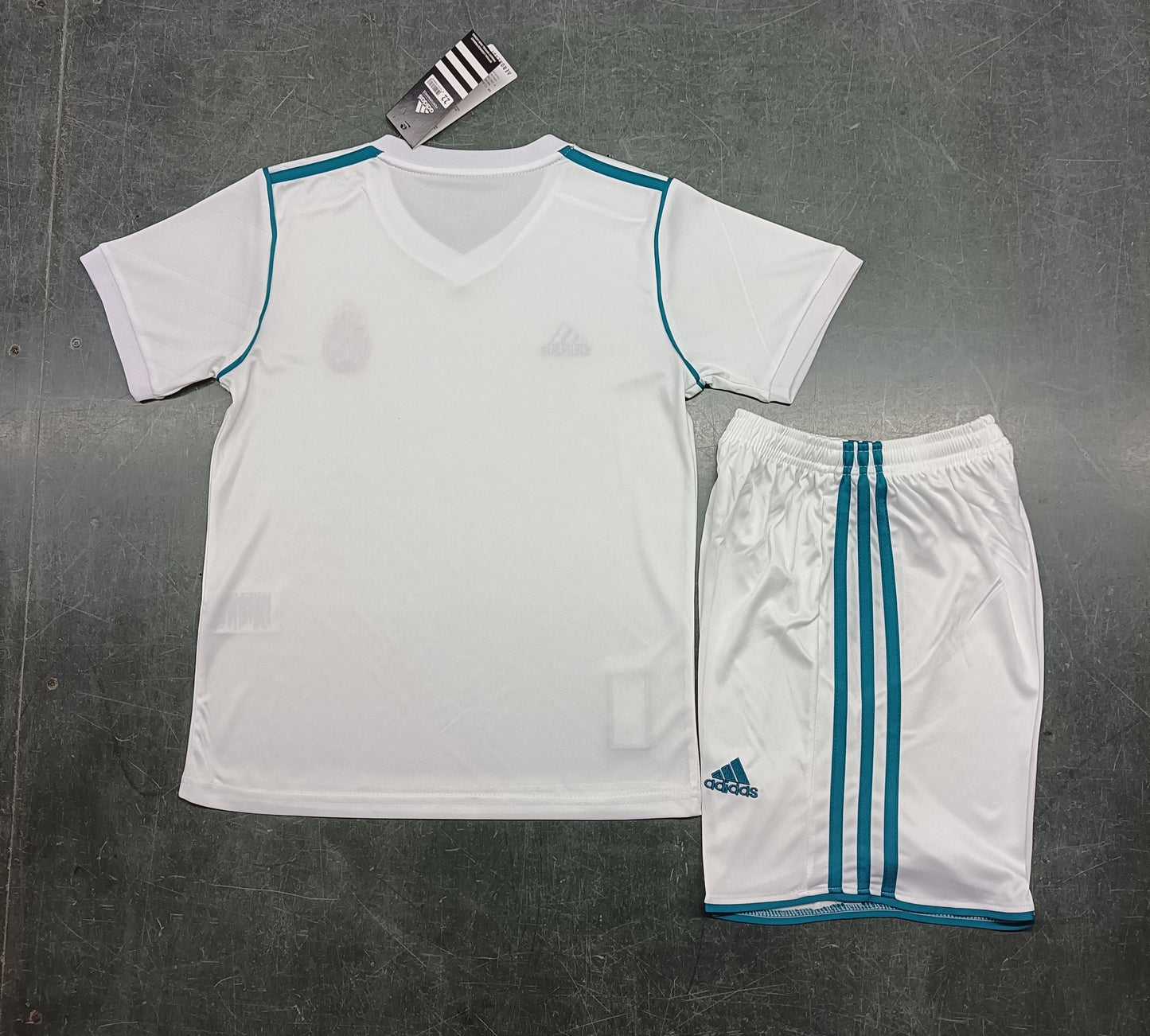 Real Madrid kids home shirt 17/18