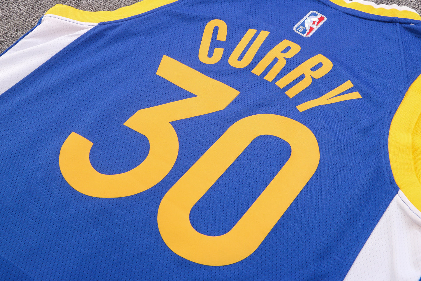 WARRIORS SHIRT CURRY