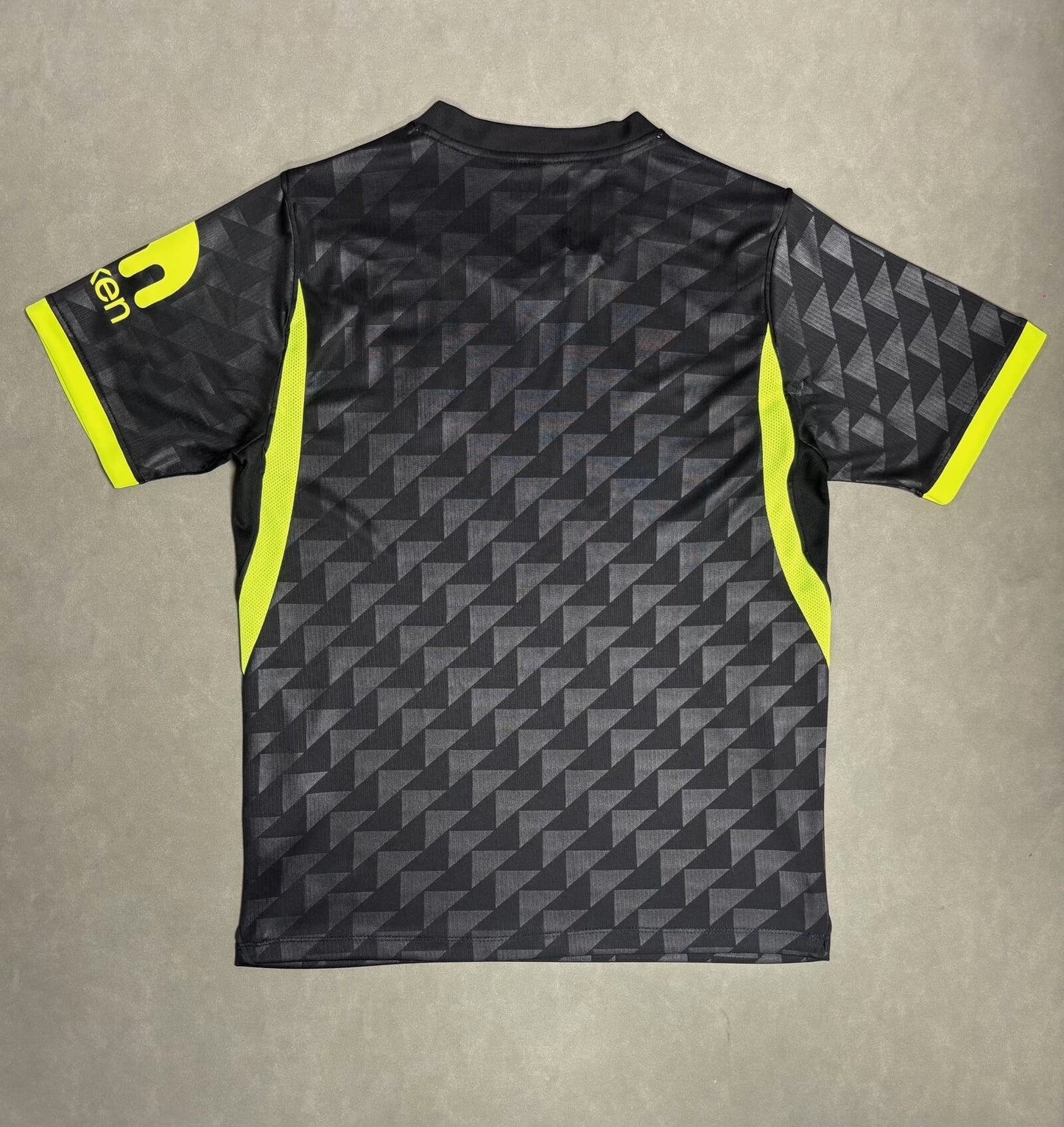 Atletico Madrid 26/27 away shirt