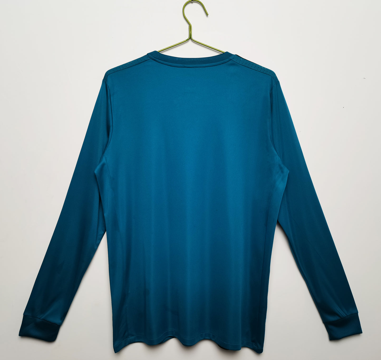 Real Madrid 17/18 away shirt long sleeve