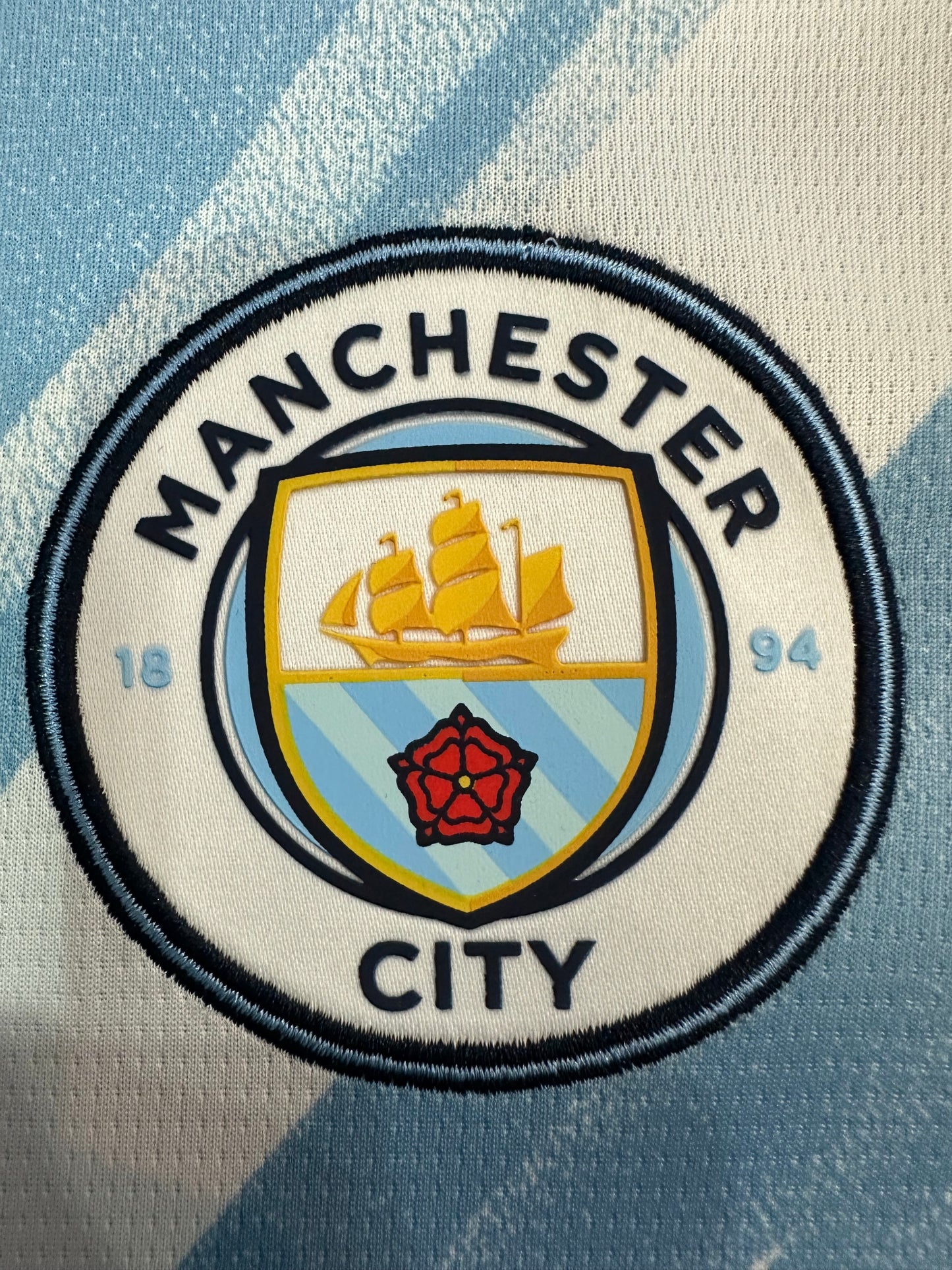 Manchester city 25/26 home shirt