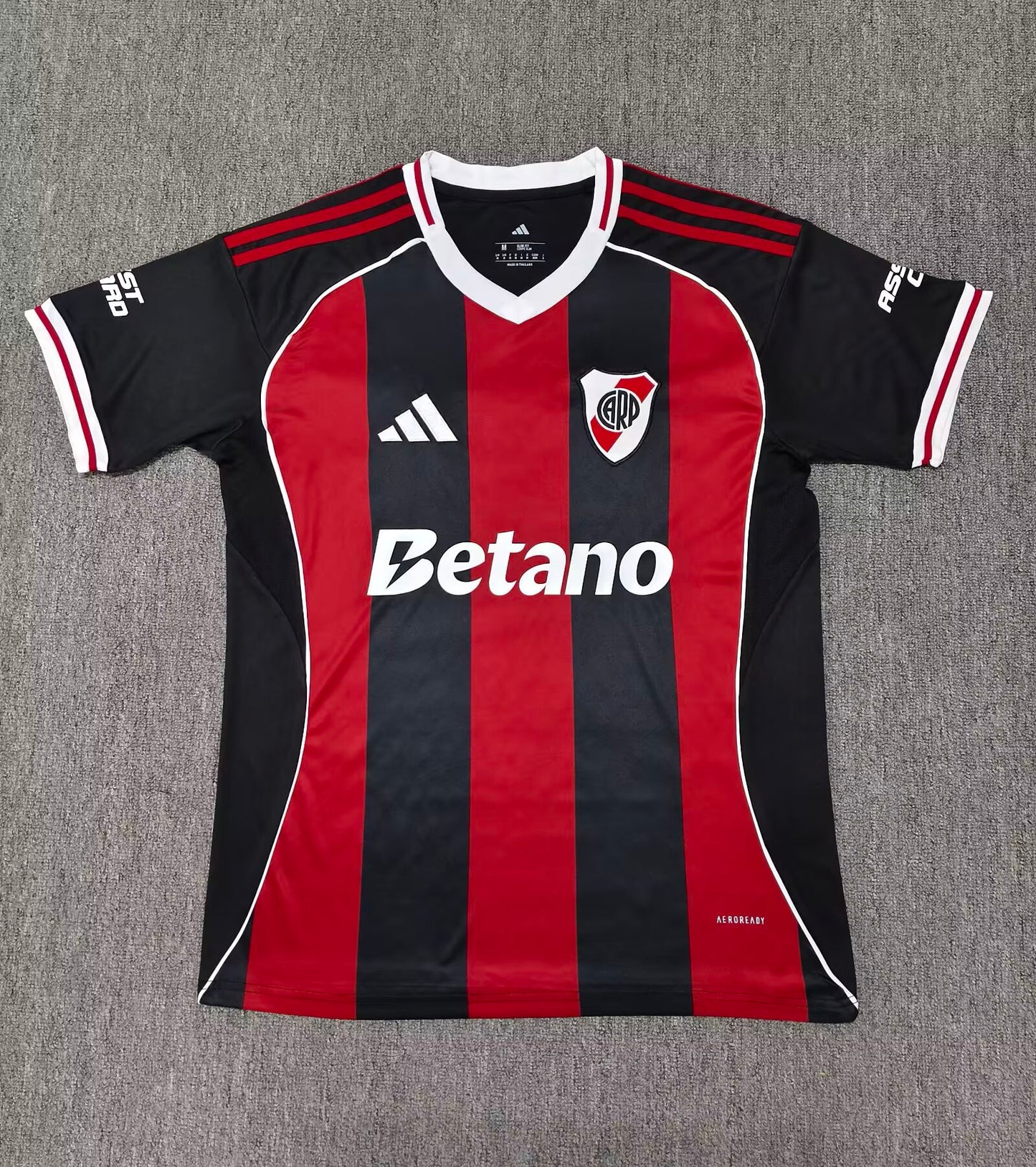 River Plate 25/26 away shirt