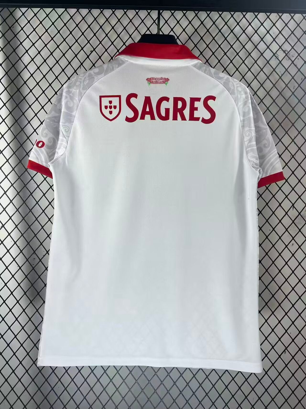 Benfica 26/27 away shirt