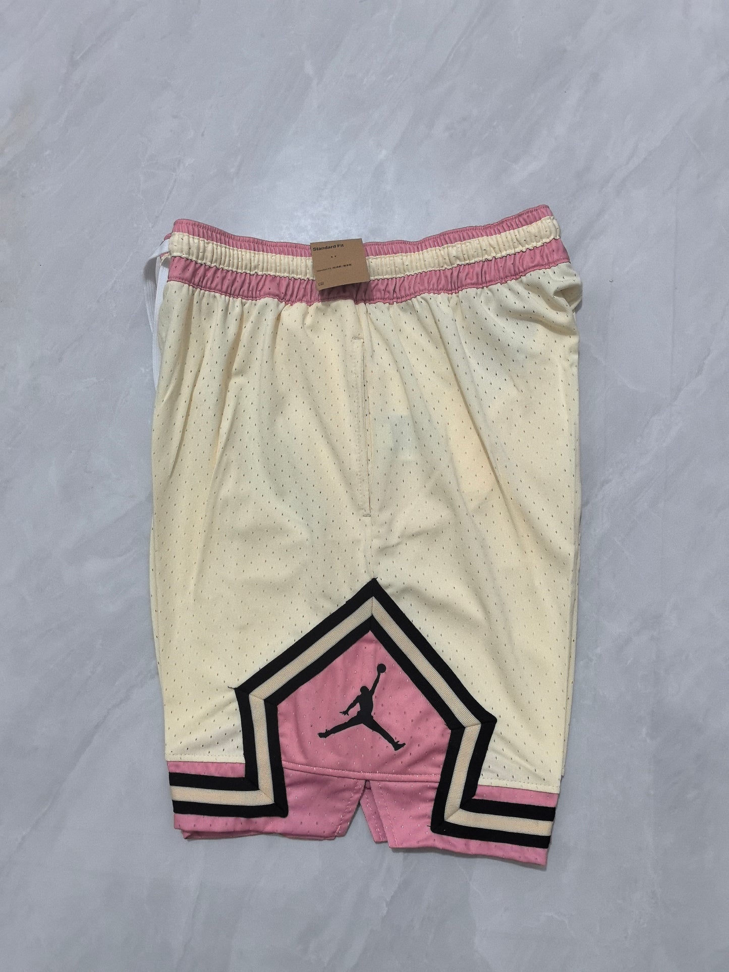 Jordan short cream and pink