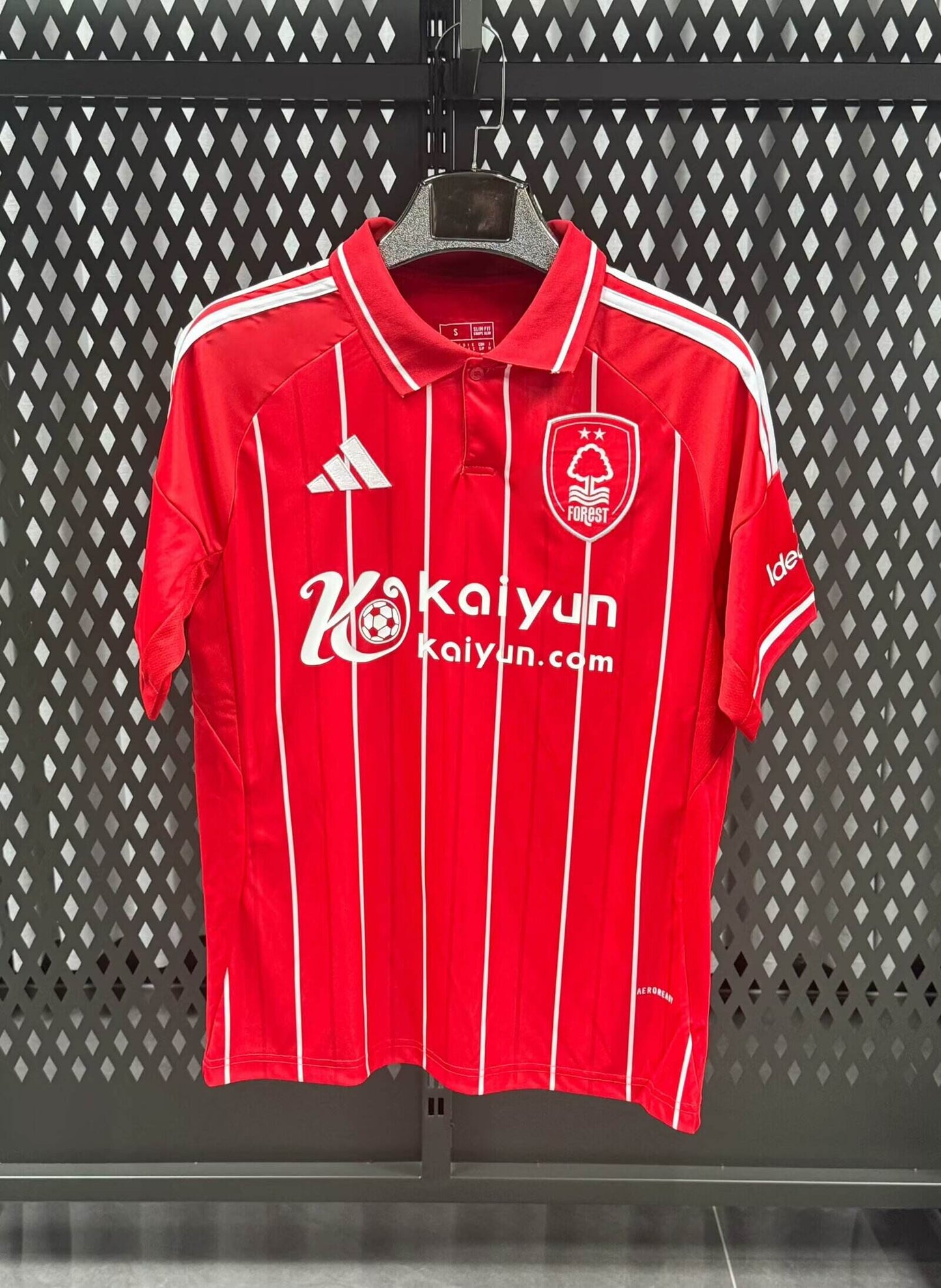 Nottingham Forrest home shirt 25/26