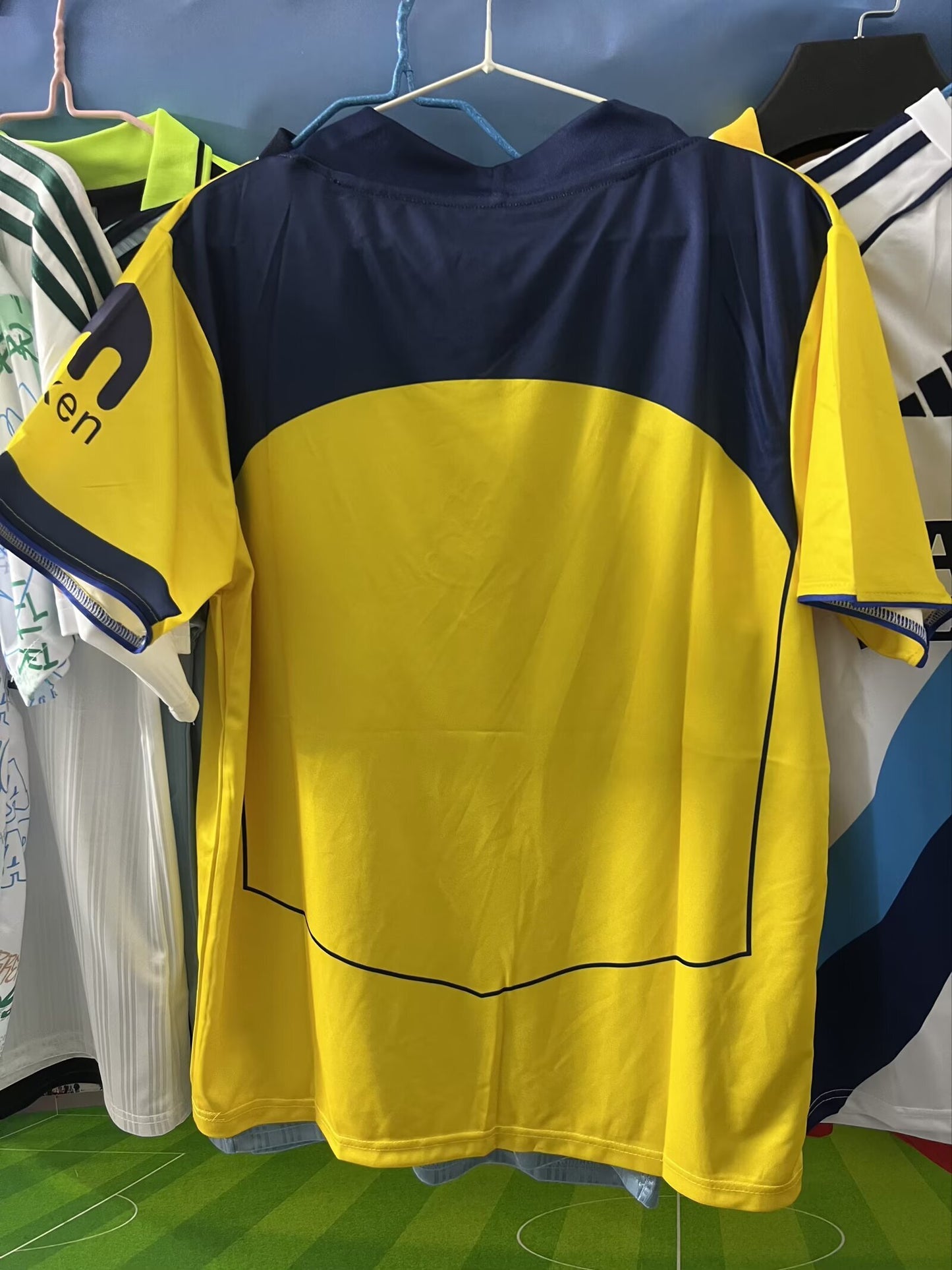 Tottenham 25/26 third shirt