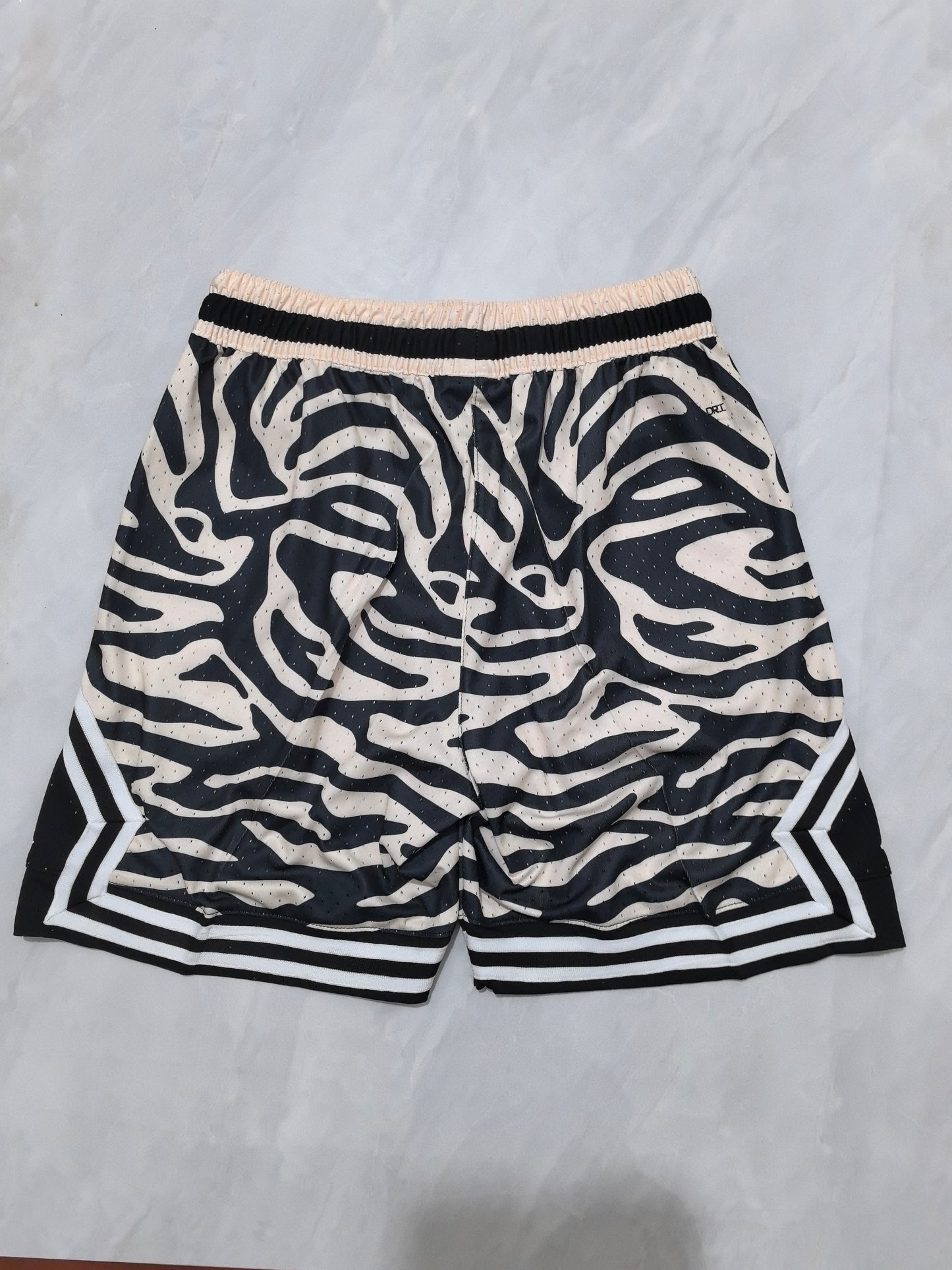 Jordan short tiger crème