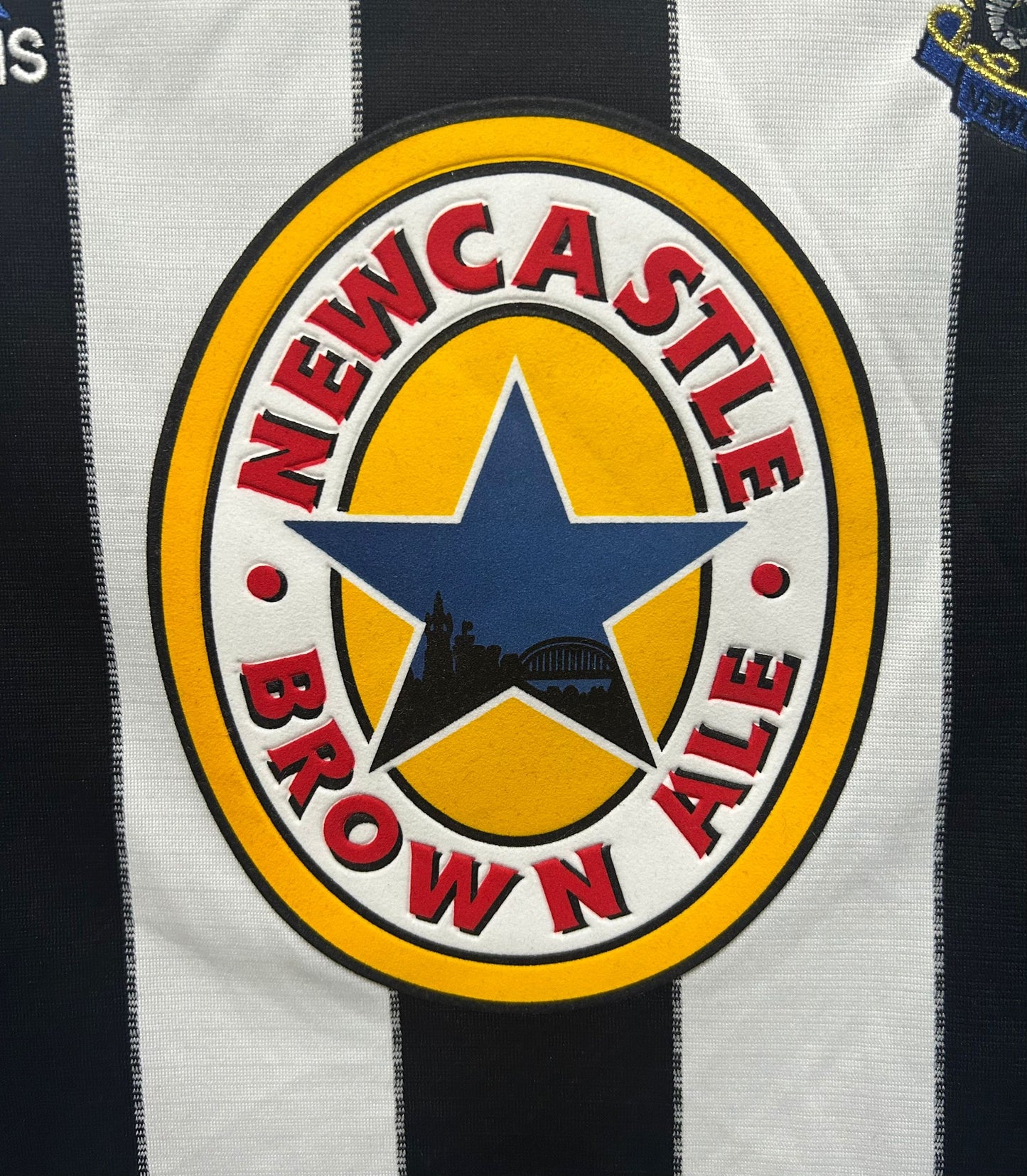 Newcastle 99/00 home shirt