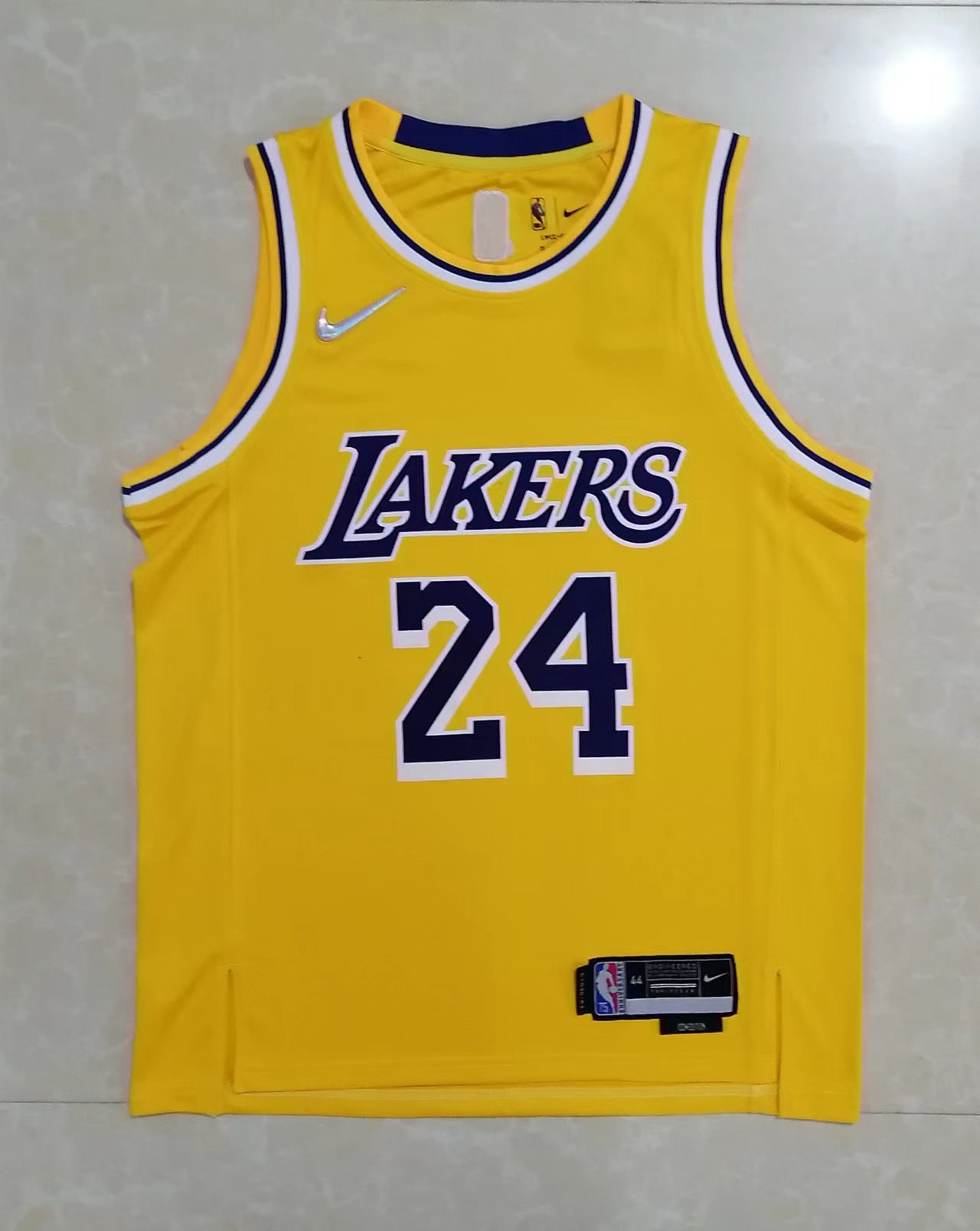 LAKERS SHIRT BRYANT