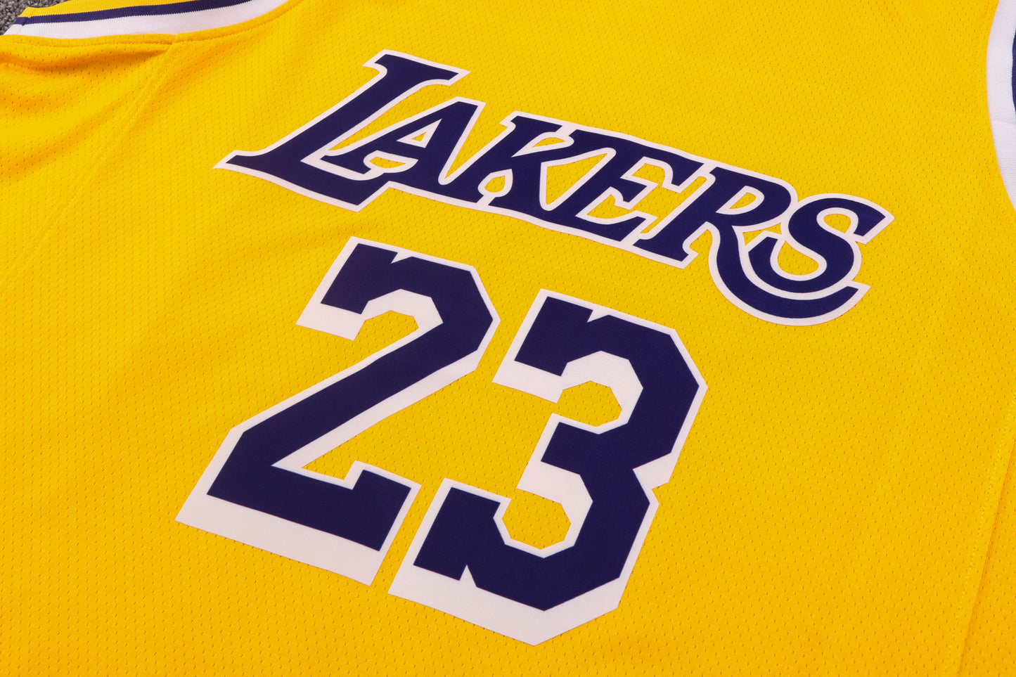 LAKERS SHIRT JAMES