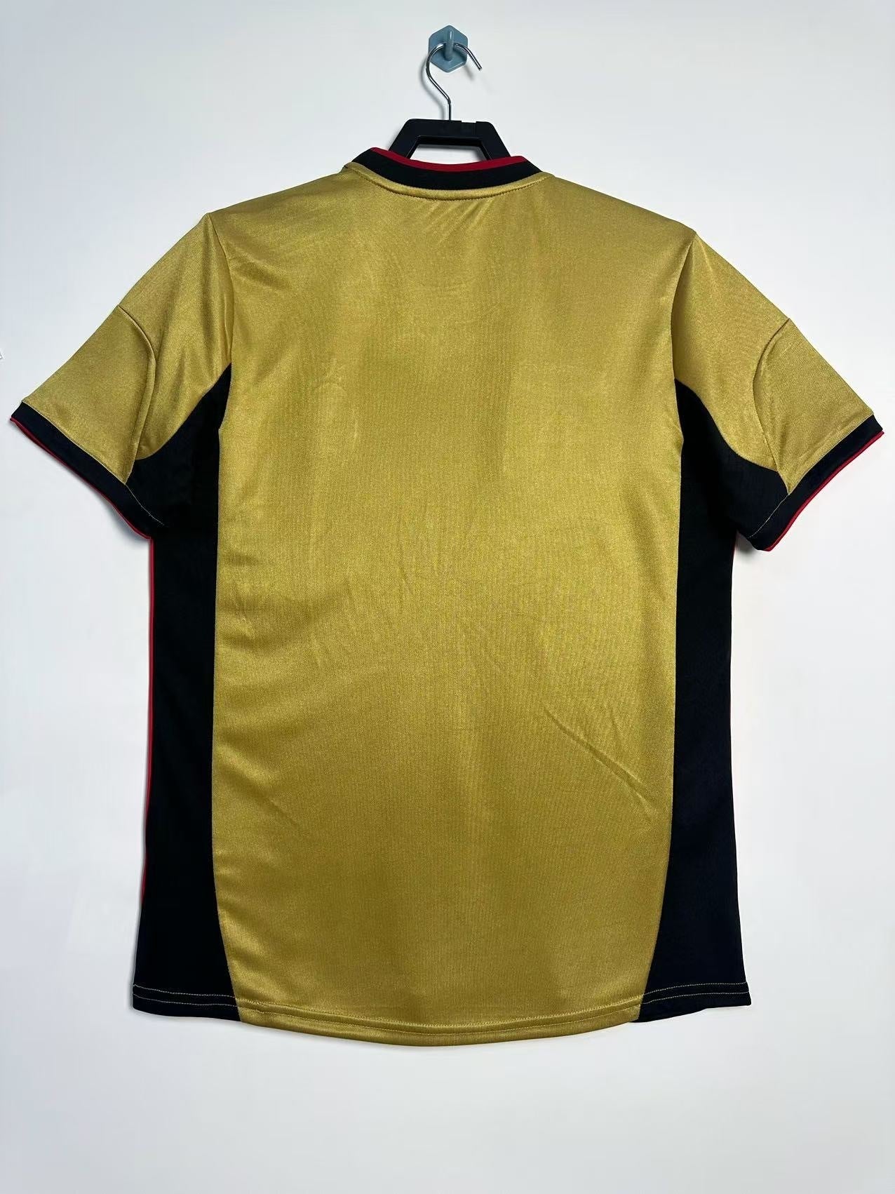 AC Milan 13/14 away shirt