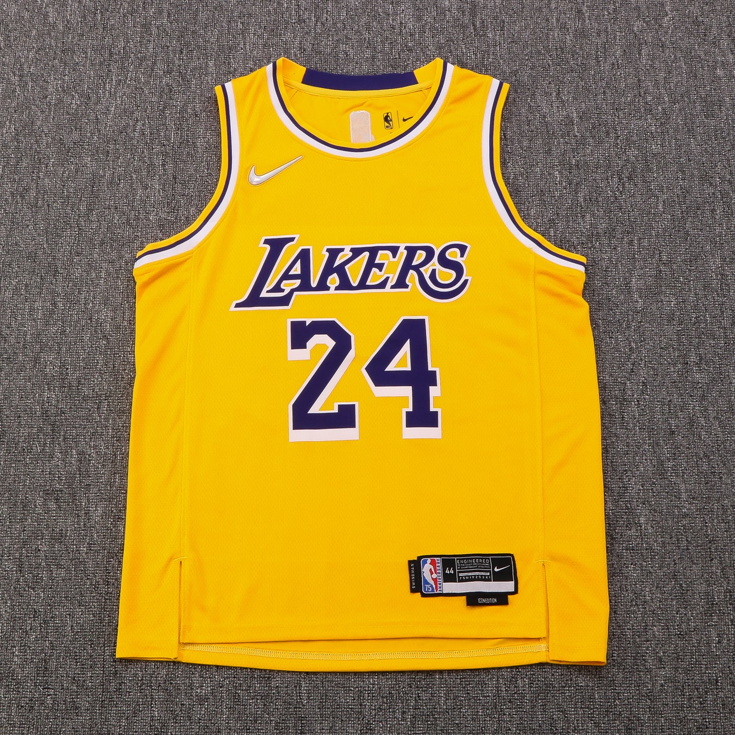 LAKERS SHIRT BRYANT