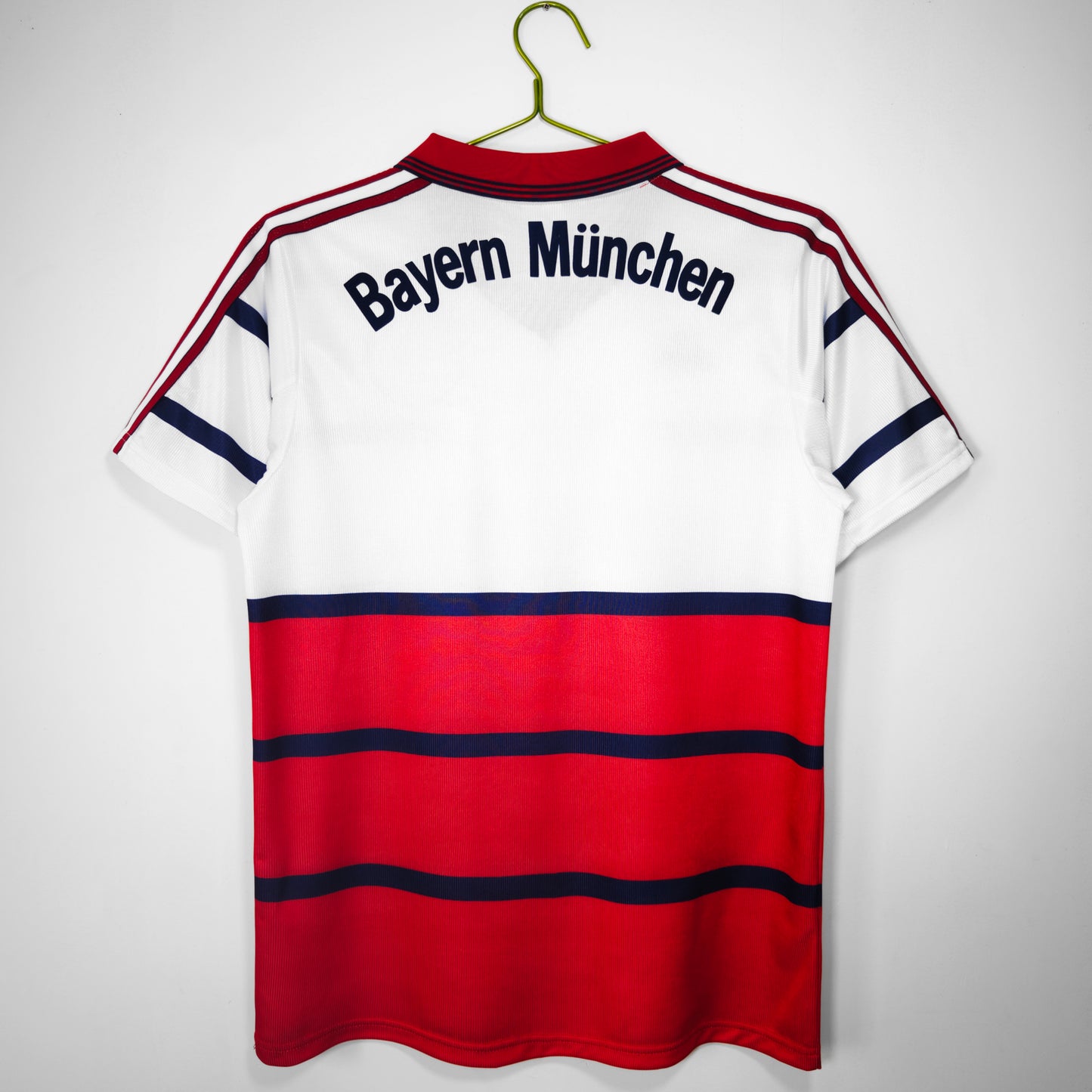 BAYERN MUNICH 1998/00 away shirt