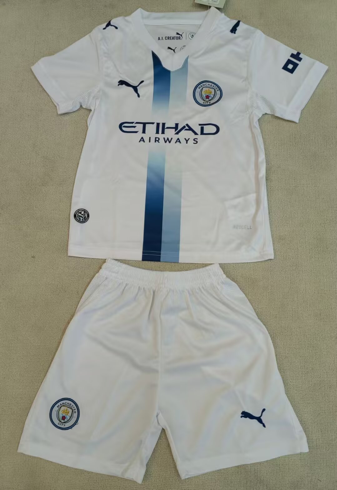 Manchester city kids away shirt 26/27