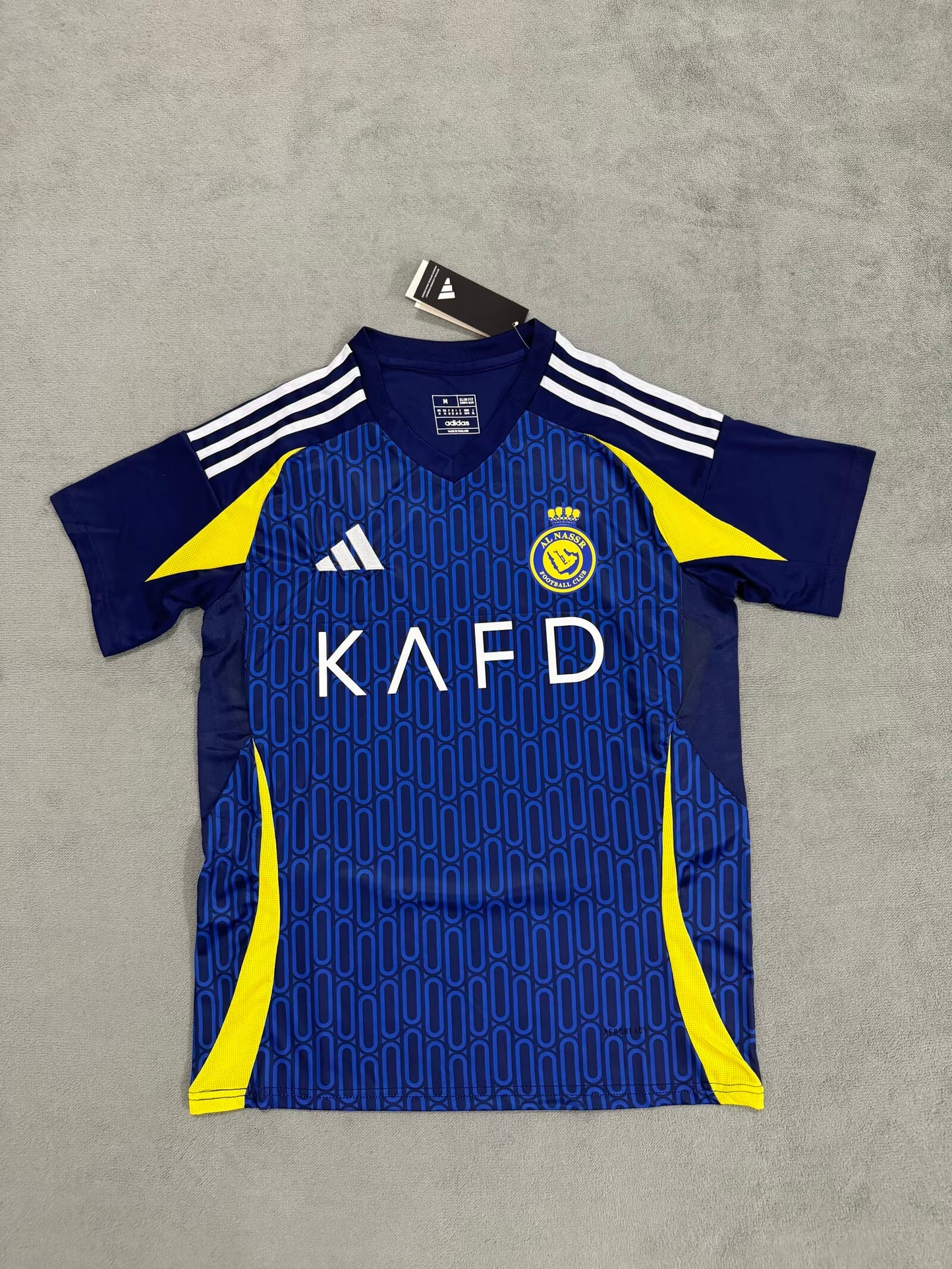 Al Nassr 25/26 away shirt