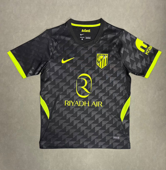 Atletico Madrid 26/27 away shirt