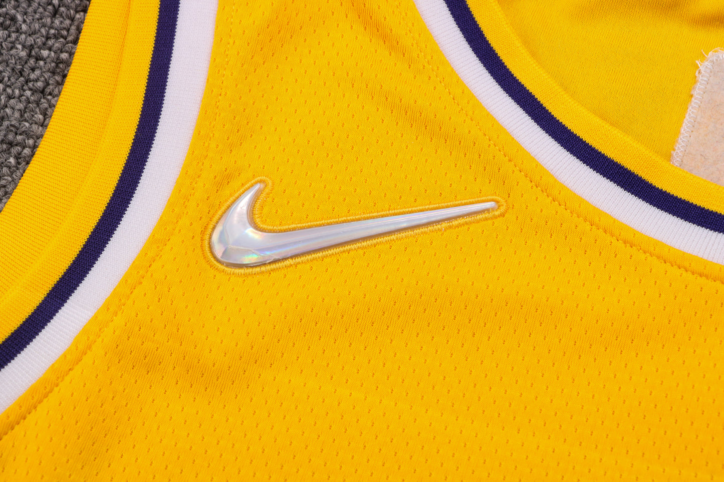 LAKERS SHIRT JAMES