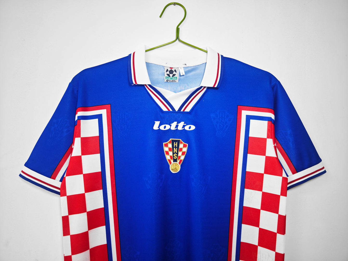 Croatia 1998 away shirt