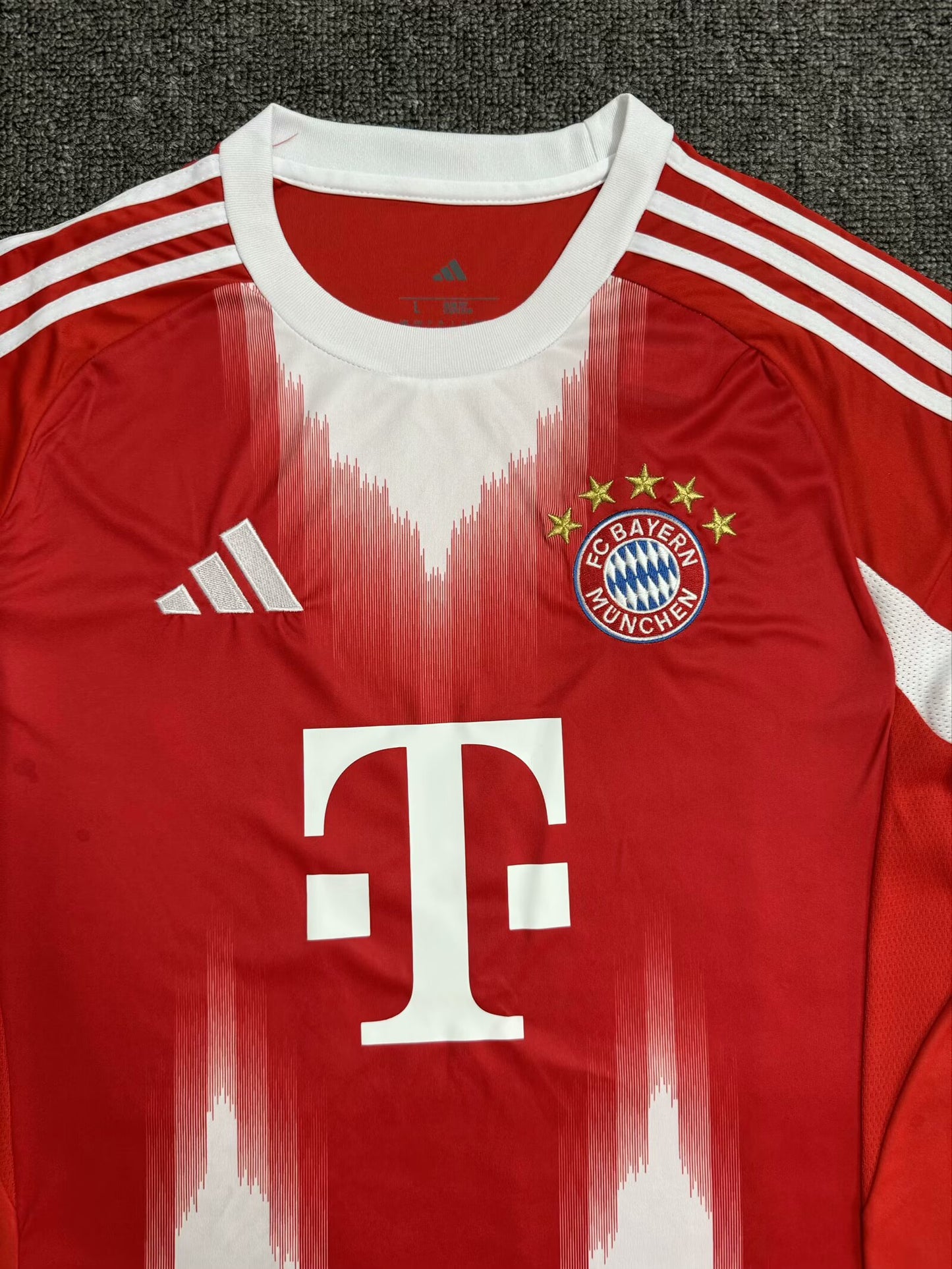 Bayern Munich home shirt 25/26