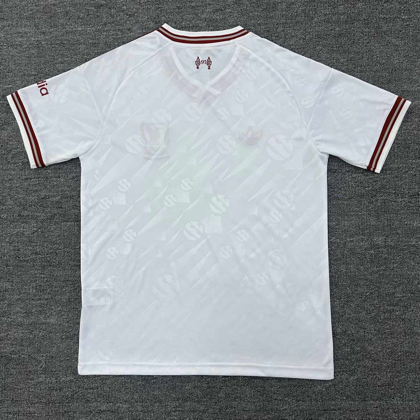 Liverpool away shirt 26/27