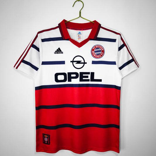 BAYERN MUNICH 1998/00 away shirt