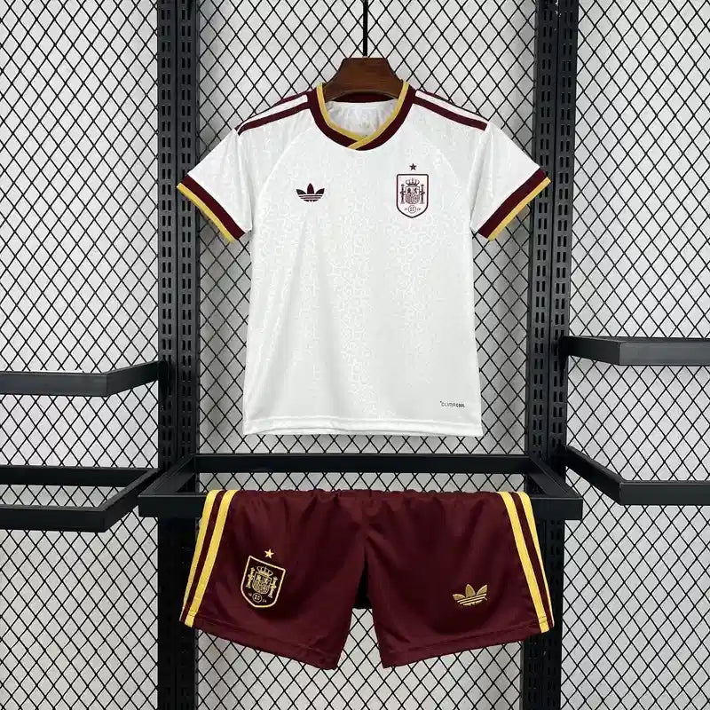 Spain kids away shirt 26/27