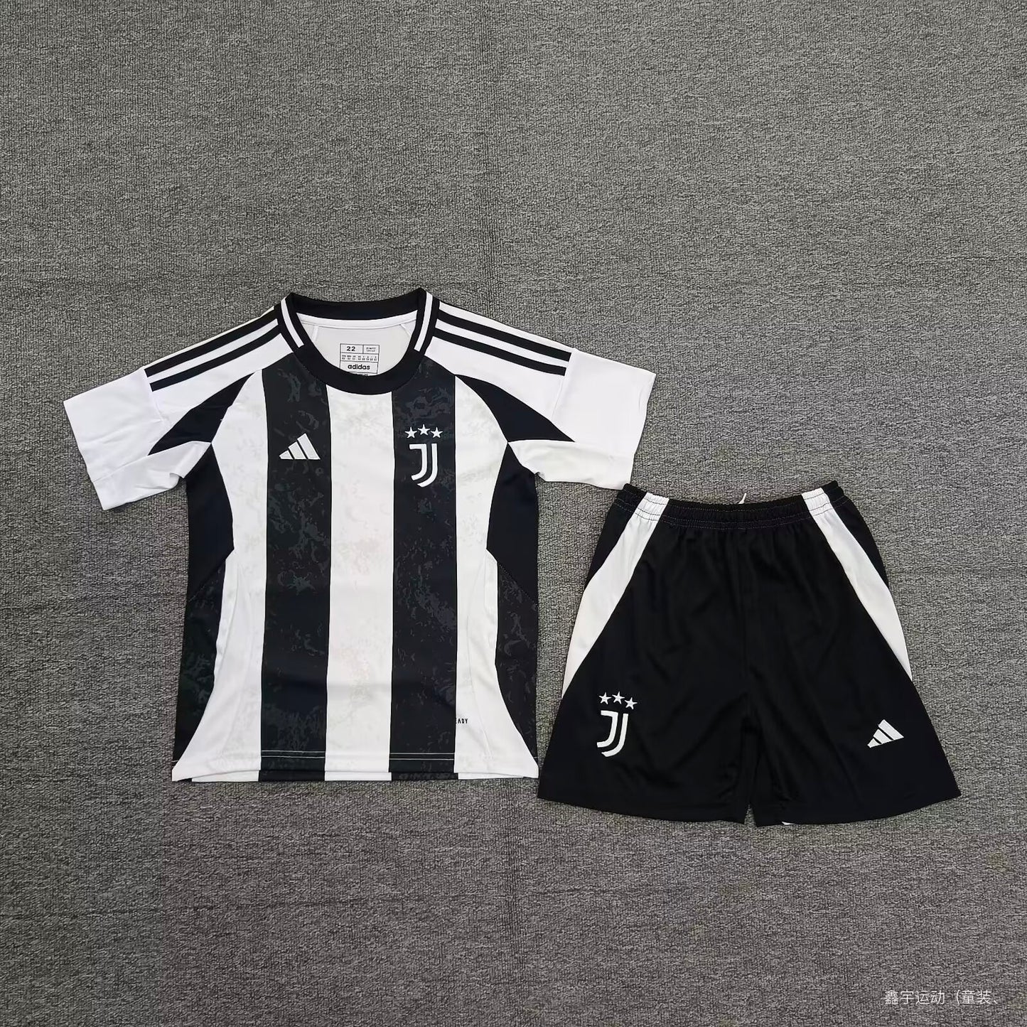 Juventus kids home shirt 24/25