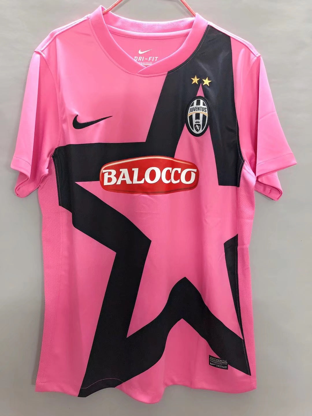 Juventus 11/12 away shirt