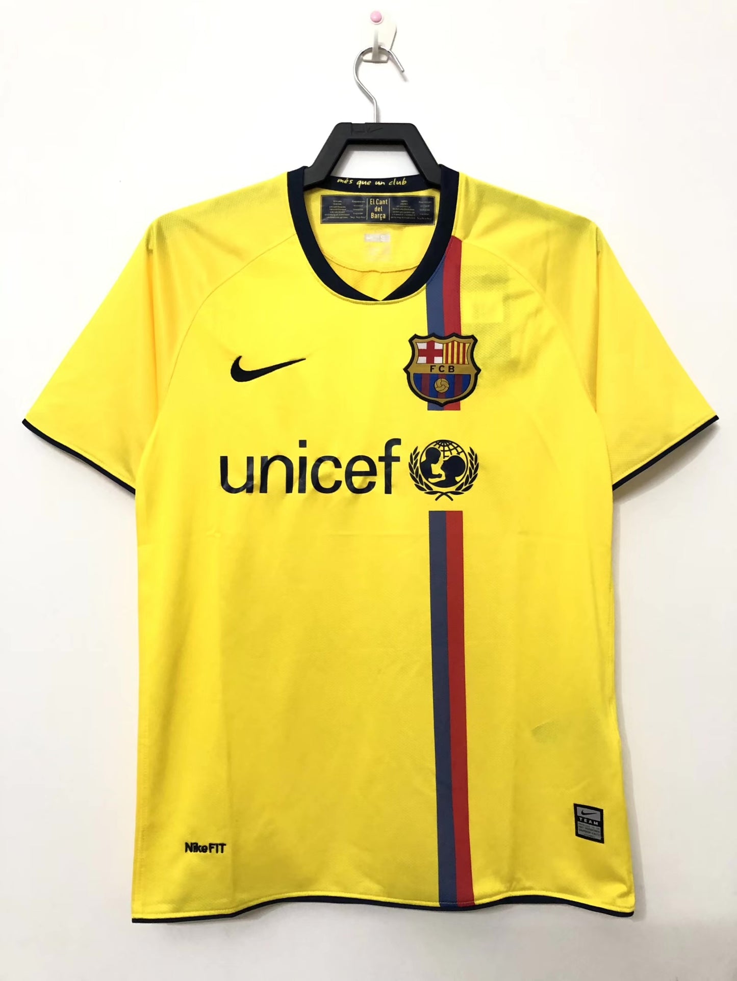 Barcelona 08/09 away shirt