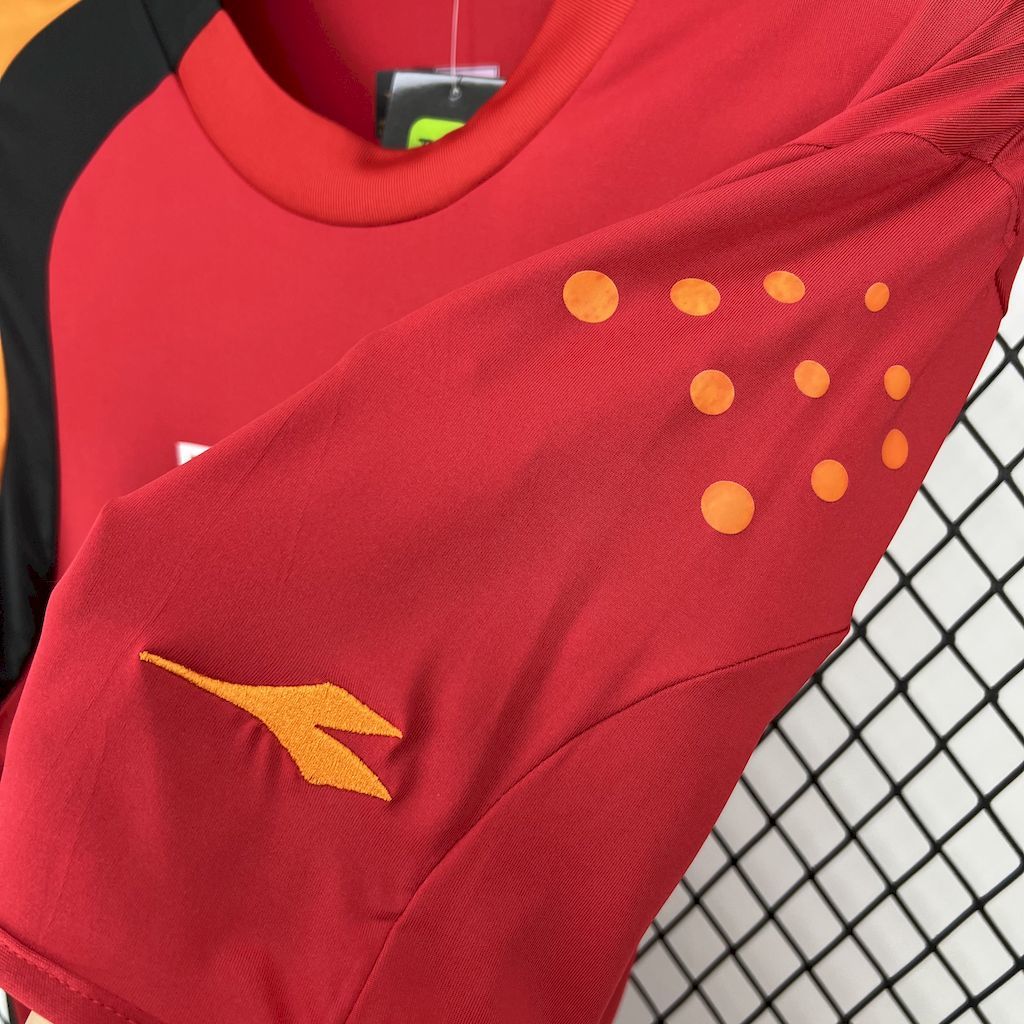 AS ROMA 04/05 home shirt