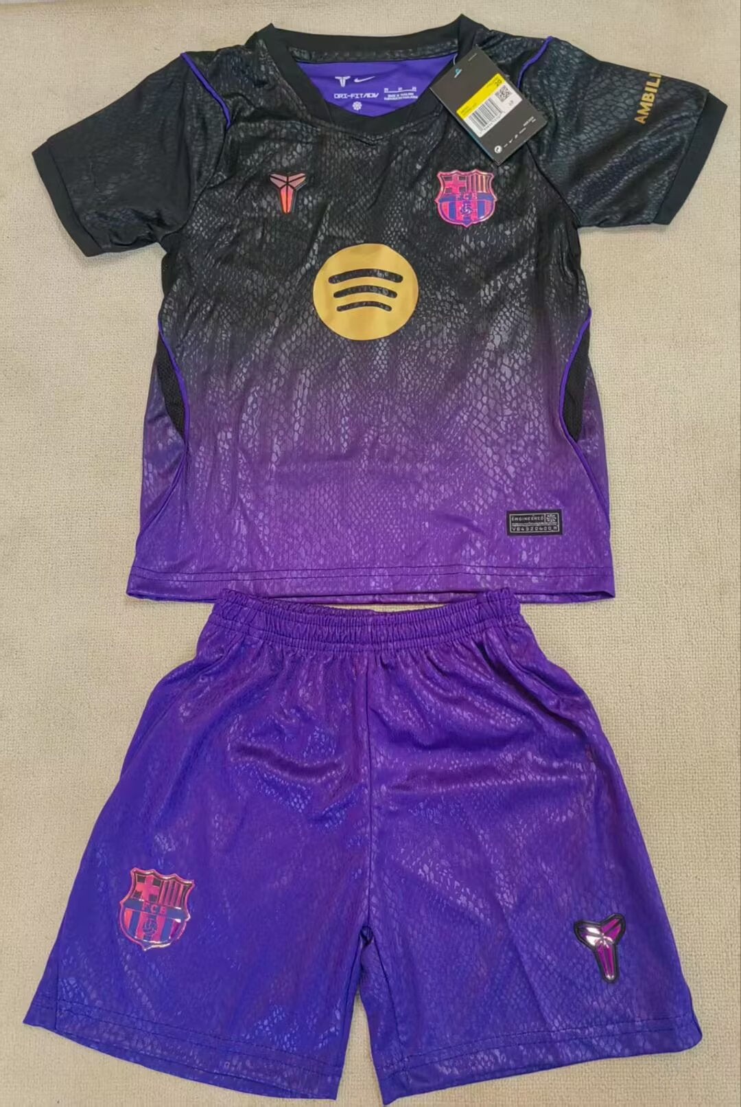 Barcelona kids away shirt 26/27
