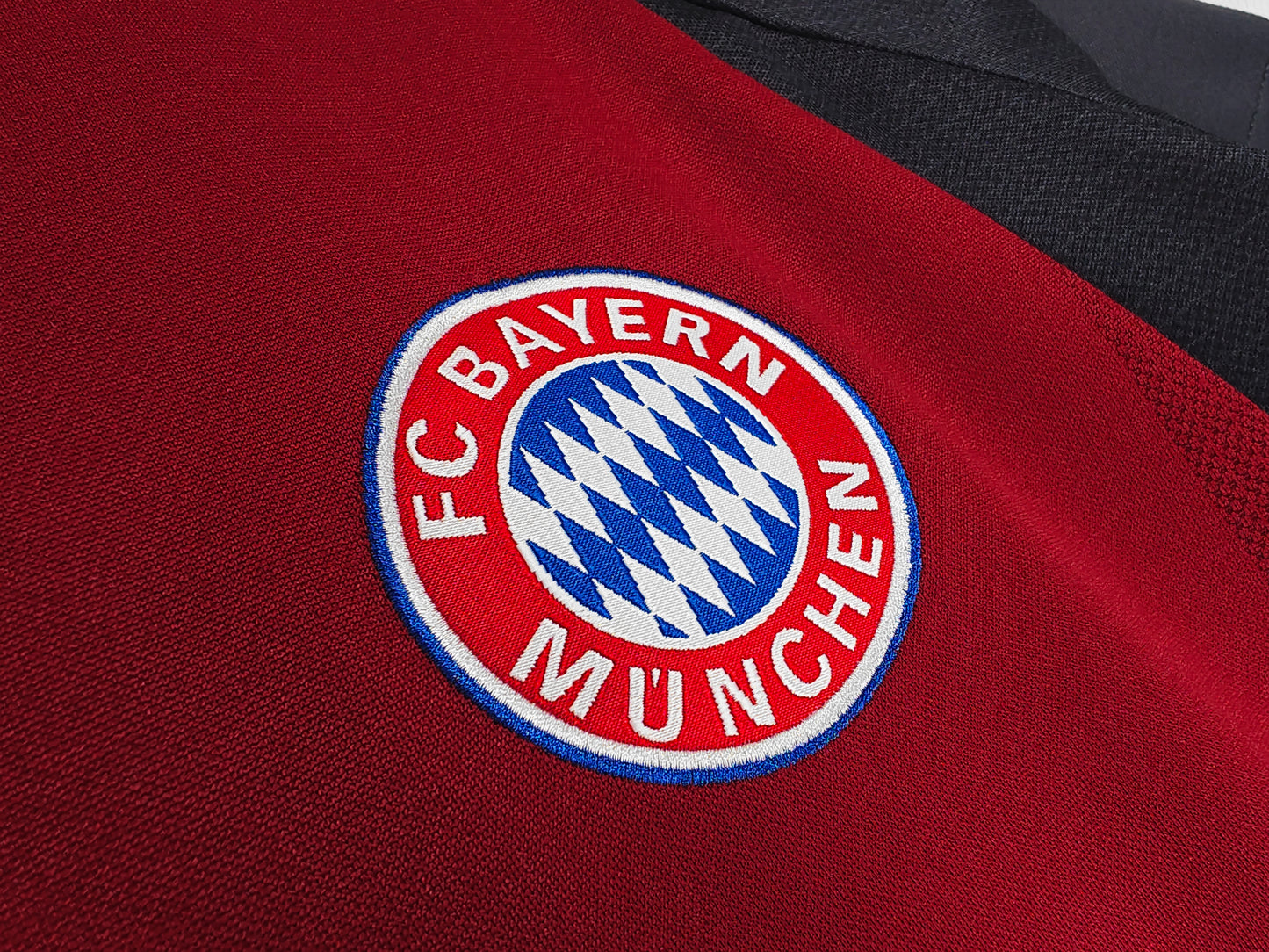 BAYERN MUNICH 01/02 home shirt