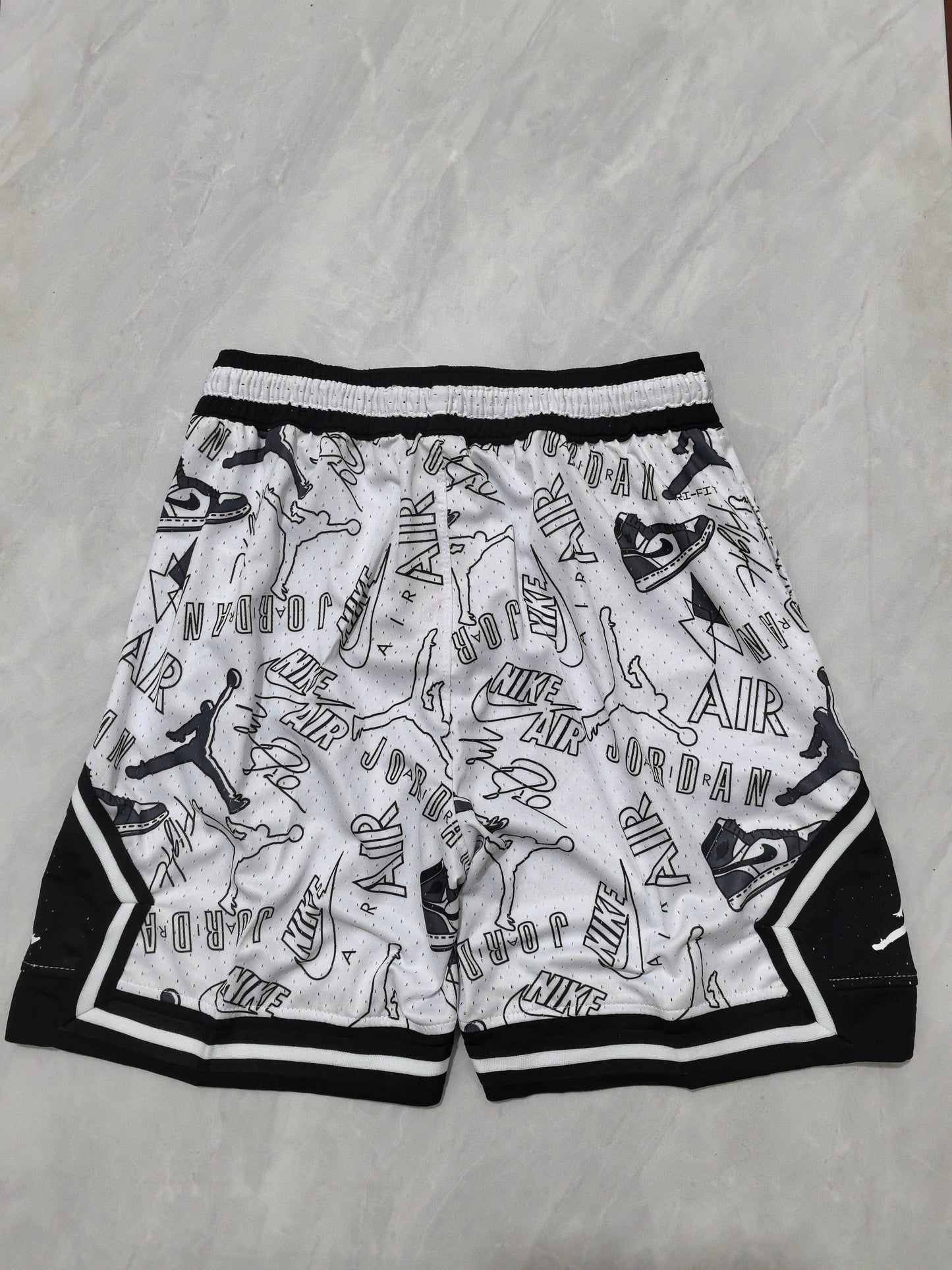 Jordan short white special