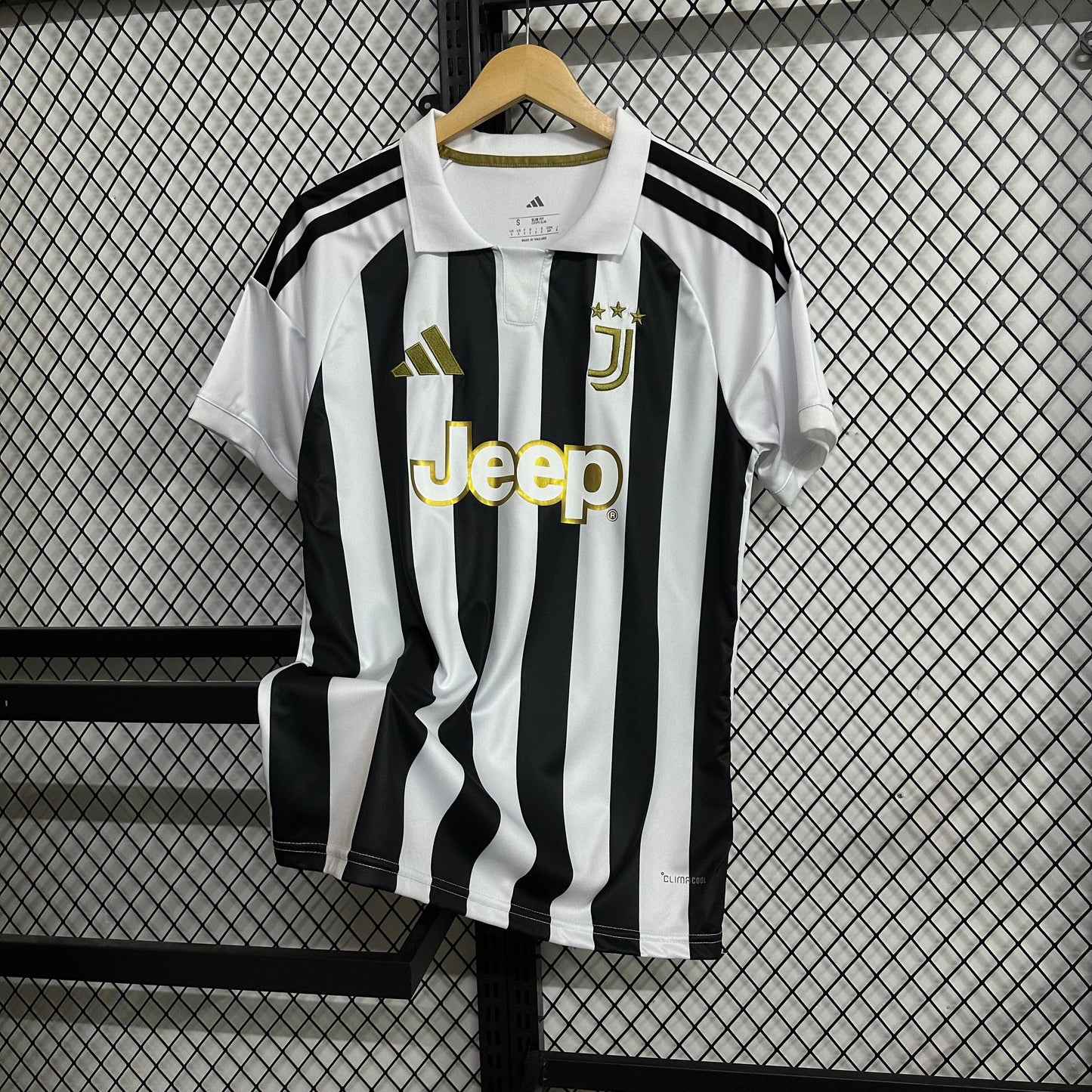 Juventus 26/27 home kit