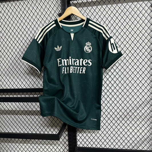 Real Madrid 26/27 away shirt