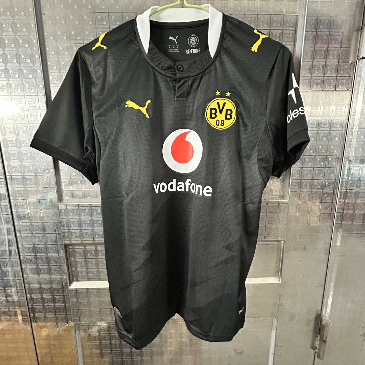 Dortmund 26/27 away shirt
