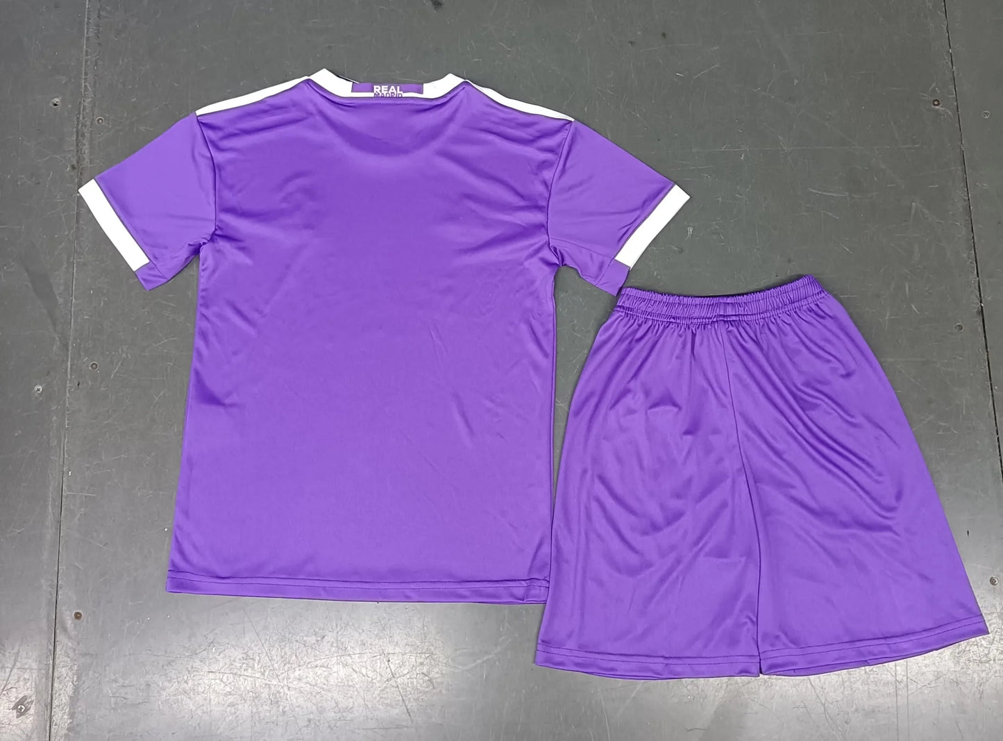 Real Madrid kids away shirt 16/17