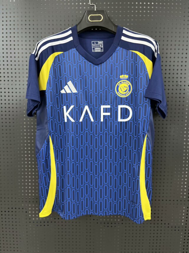 Al Nassr 25/26 away shirt