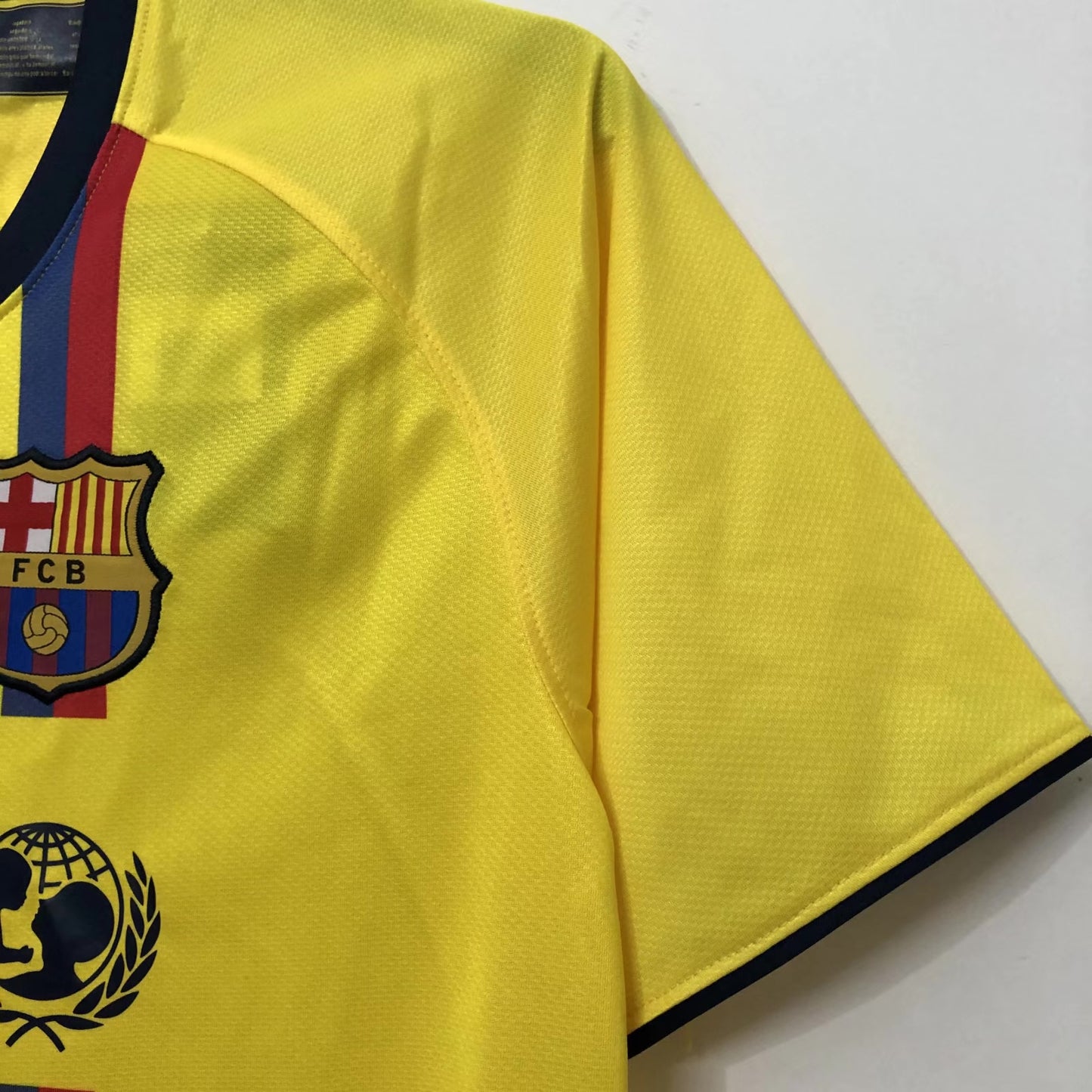 Barcelona 08/09 away shirt