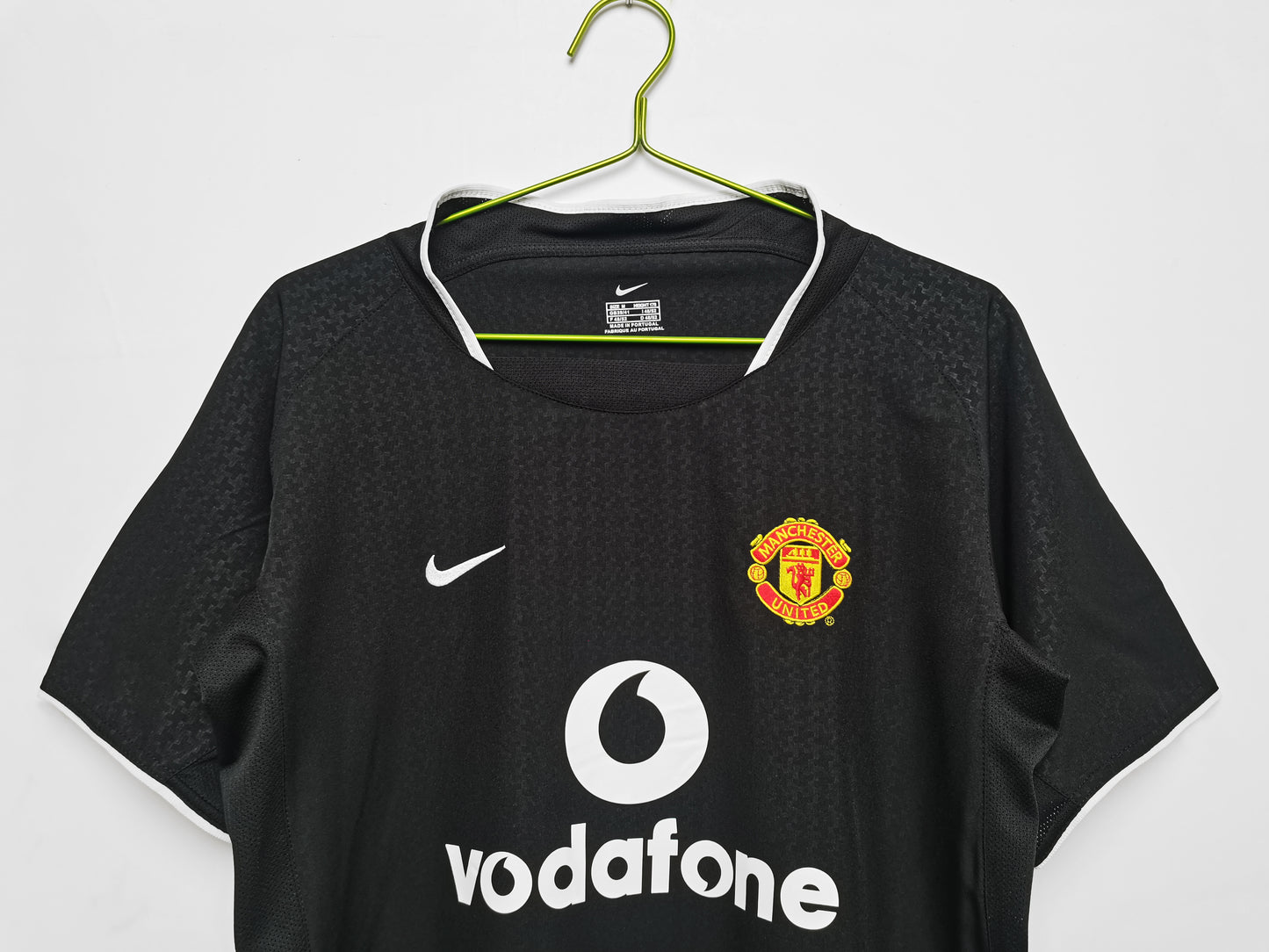 Manchester united 03/04 away shirt