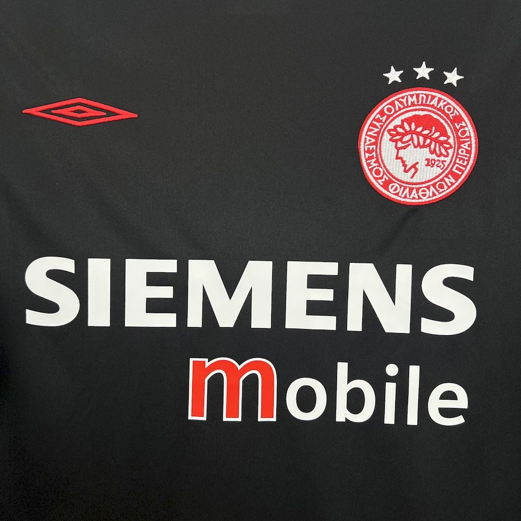 Olympiacos F.C 04/05 away shirt