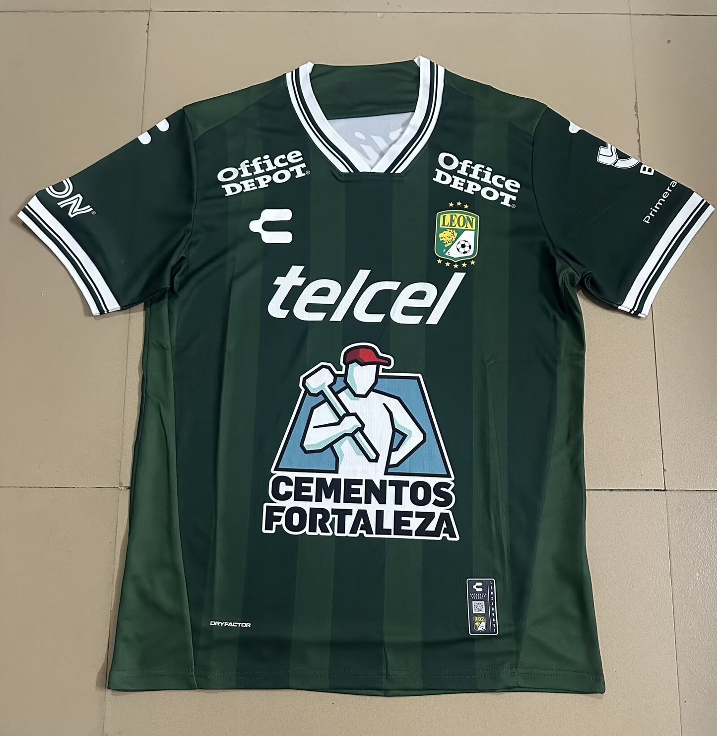 club leon 25/26 home shirt