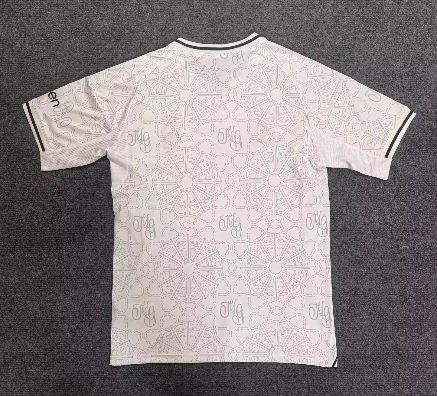 Nottingham Forrest away shirt 25/26