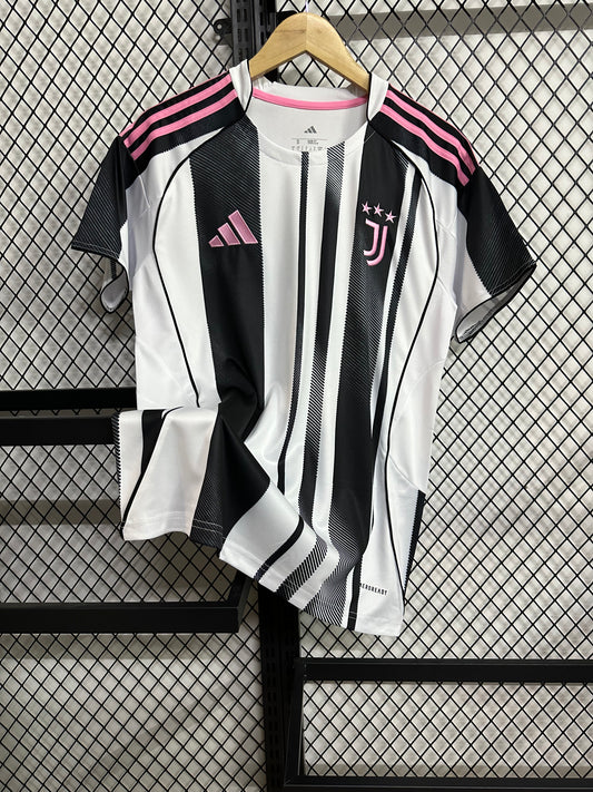 Juventus 25/26 home kit